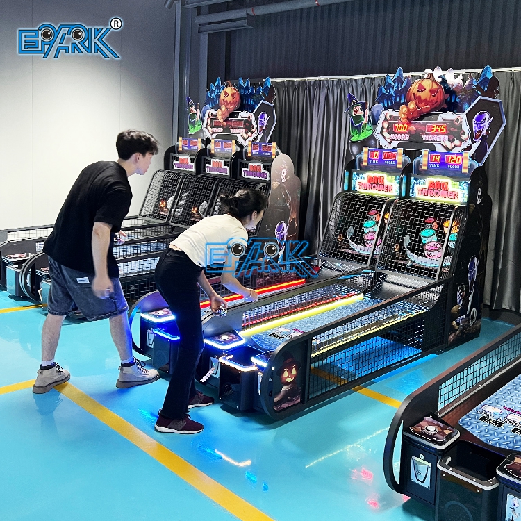 Quale attrezzatura per bowling si adatta meglio a strutture di piccole dimensioni?