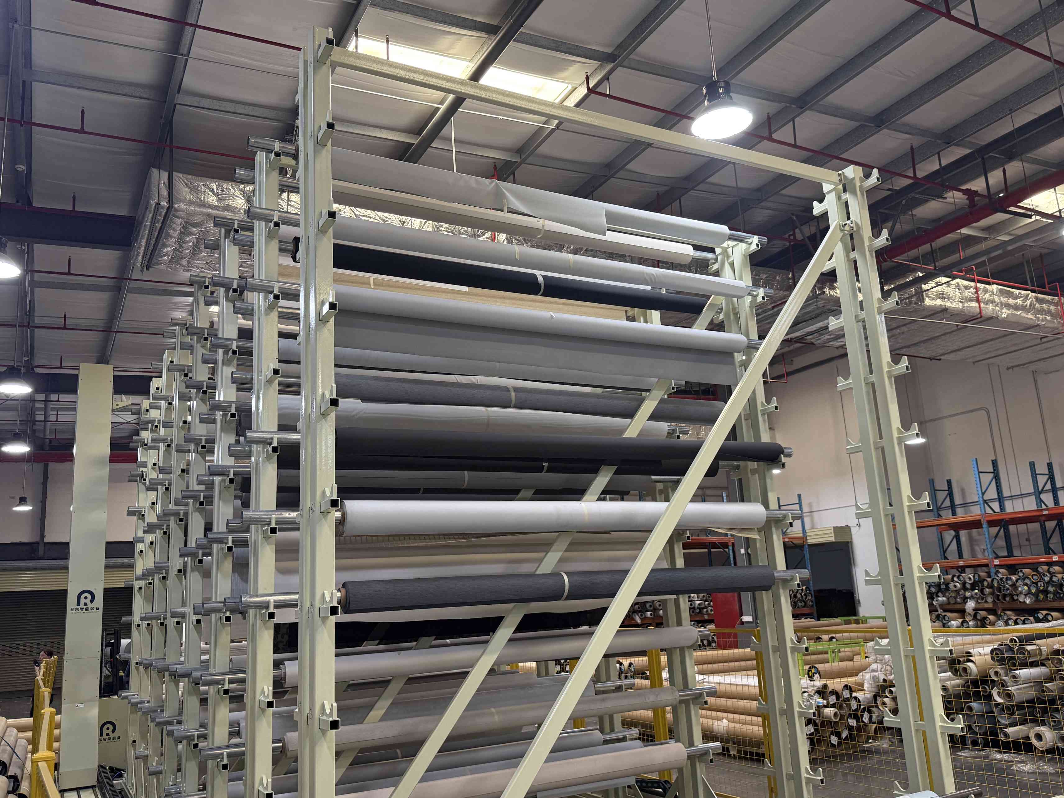 Intelligent Fabric Roll Storage System (2).jpg