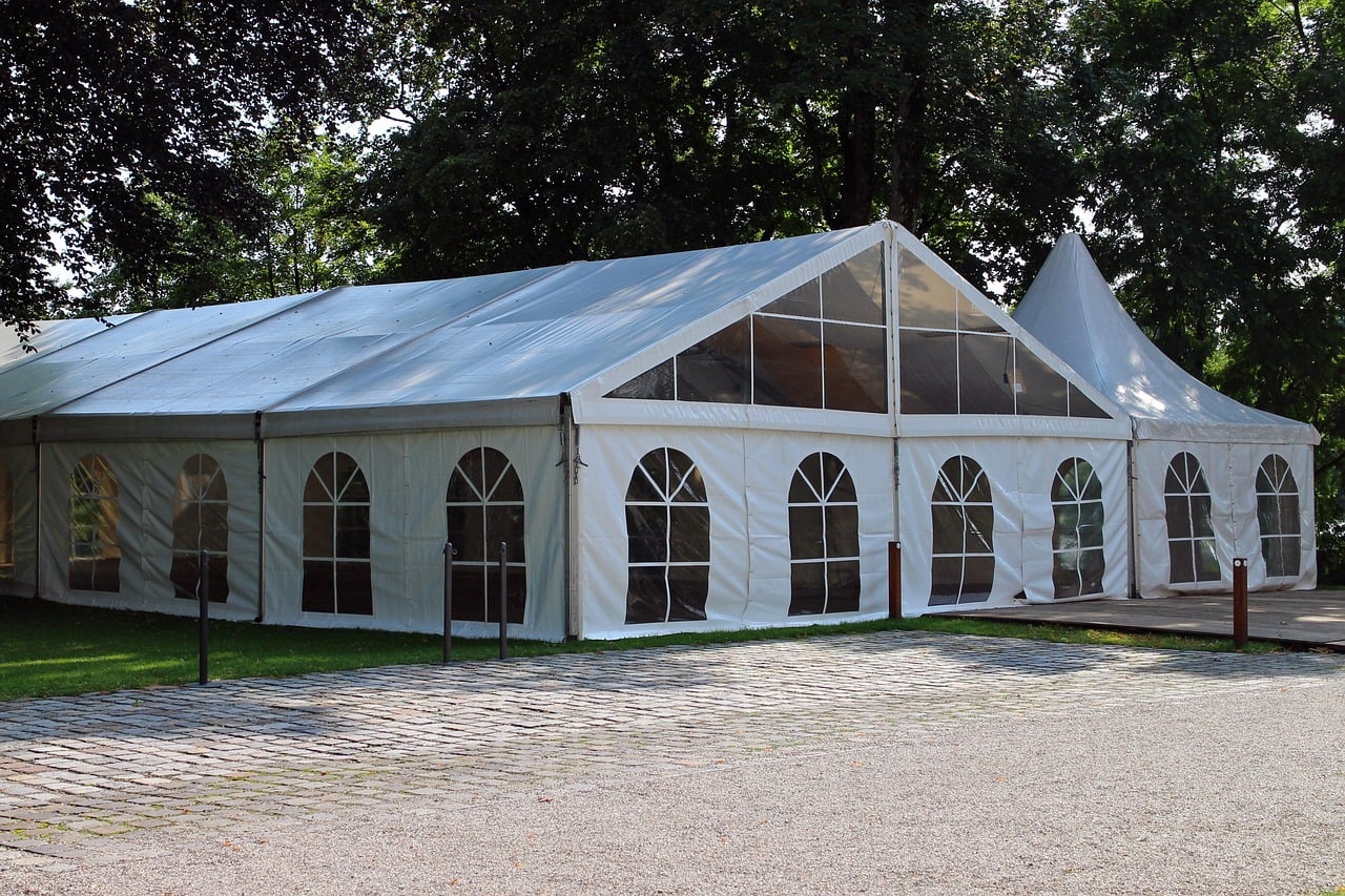 A Deep Dive into Tent Industrial Sewing Machines—Powering the Modern Tent and Outdoor Structure Industry