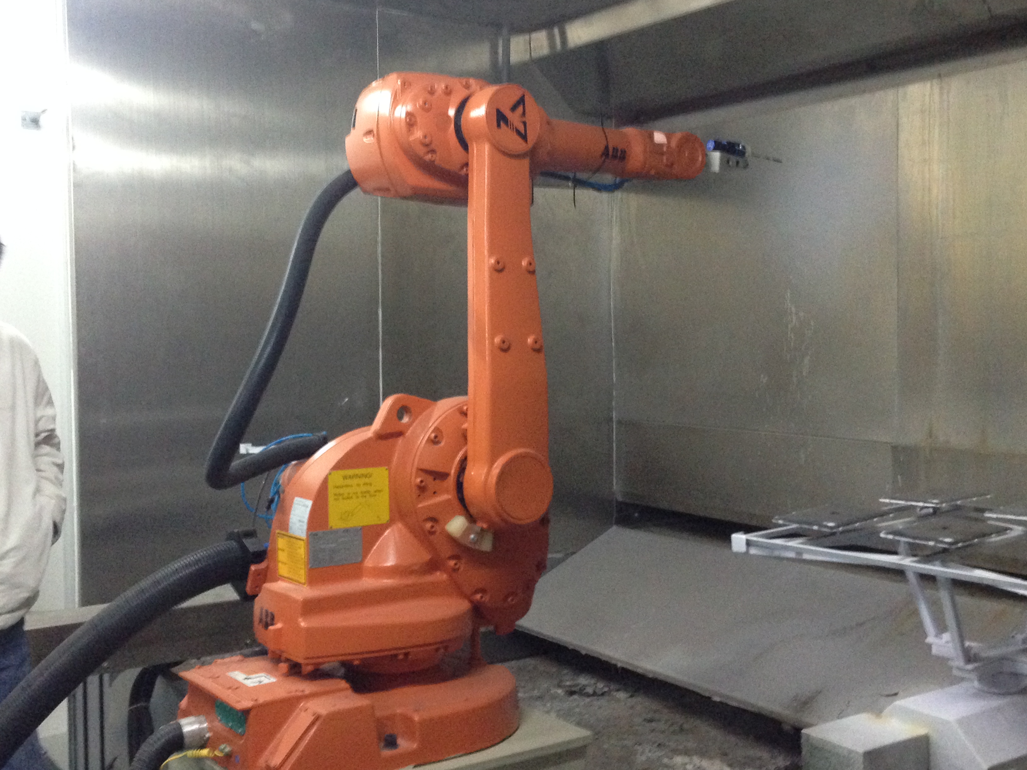 Eliminate human error with the automated paint spray robot system
