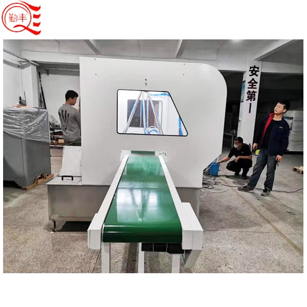 Wooden panel automatic linear spray paint machine for sale details