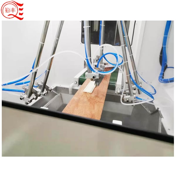 Wooden panel automatic linear spray paint machine for sale details