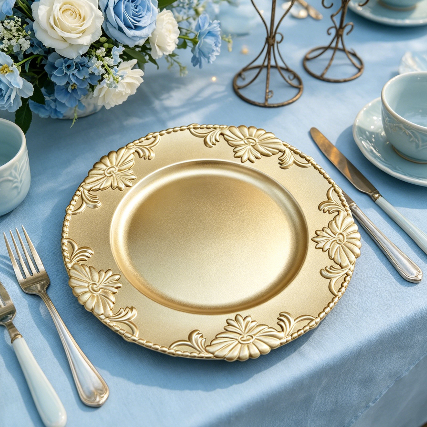 woju 13inch matte metallic gold pp plastic charger plates round decorative underplates with vintage embossed floral scroll rim for wedding banquet hotel table setting-2