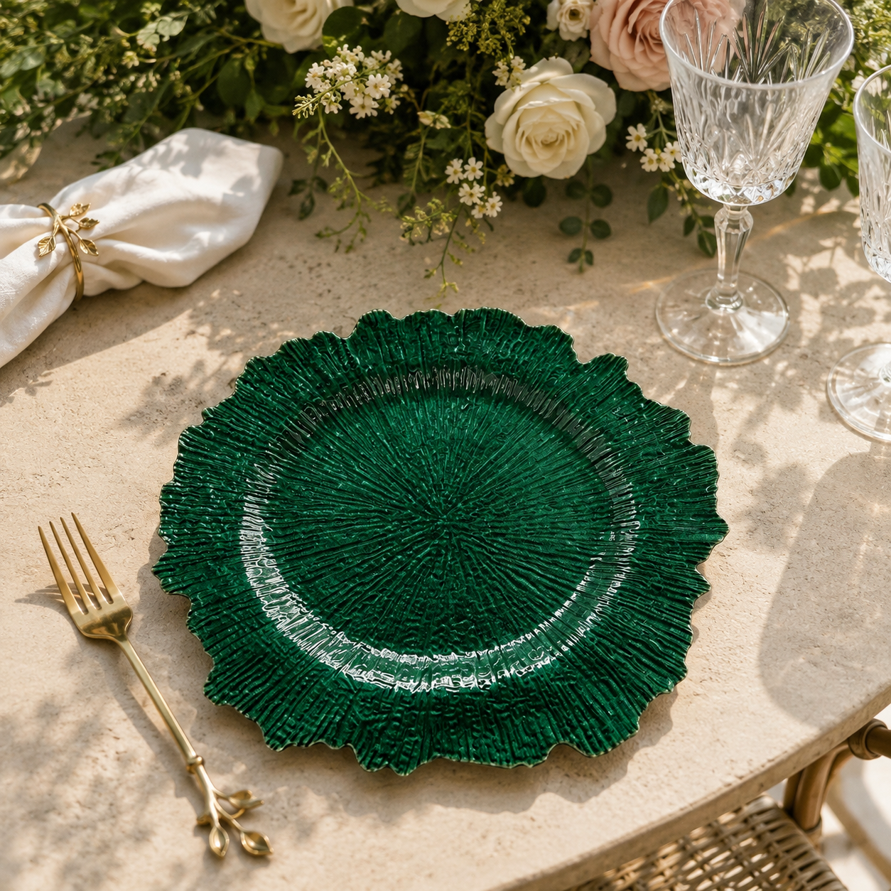 wojia 13 inch plastic pp glossy pigmented eco friendly durable reusable american style party dinnerware charger plates -3