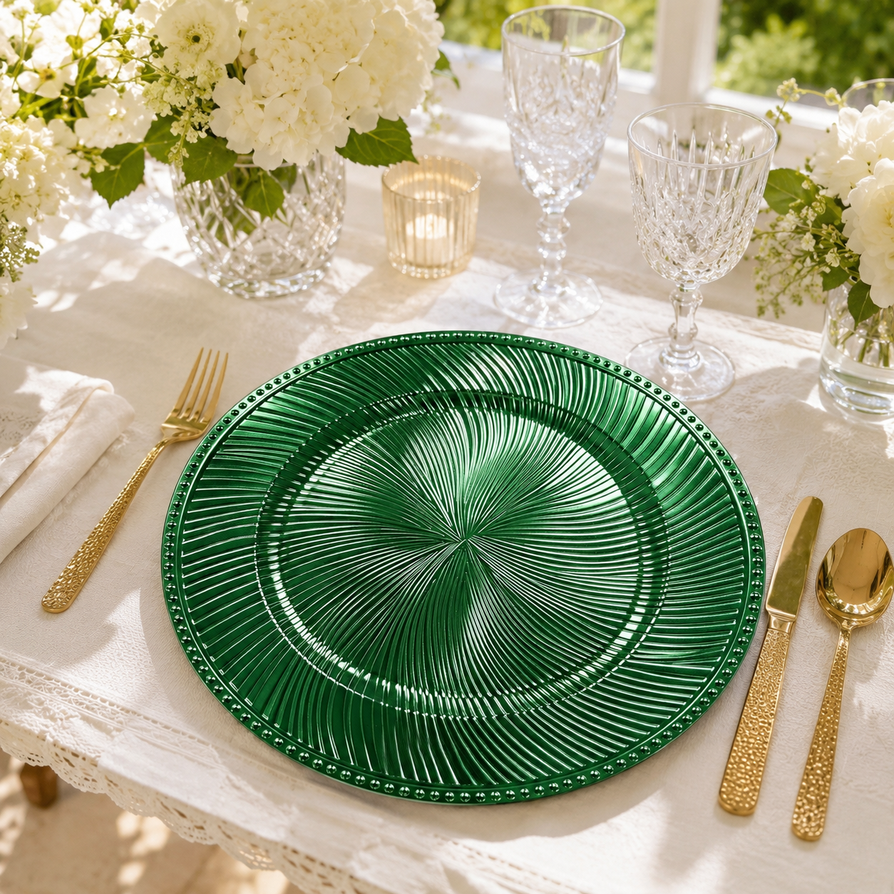wojia 13 inch plastic pp glossy pigmented eco friendly durable reusable american style fujian party dinnerware charger plates-4