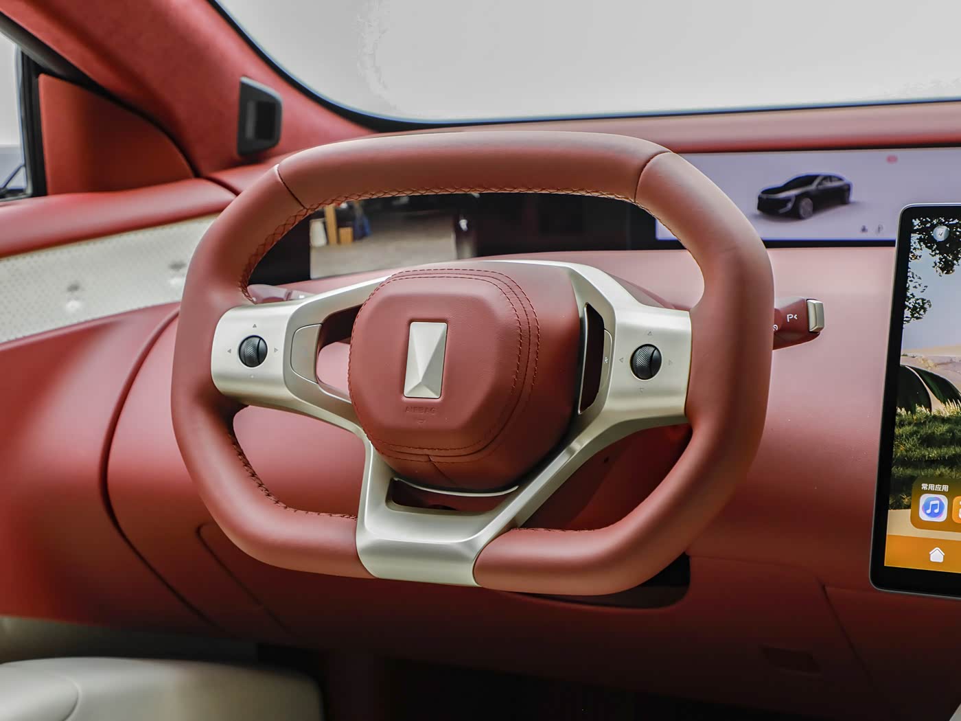 1400x1050_autohomecar__ChxpV2nFJDqATrvXABRXH1X10Fk909.jpg