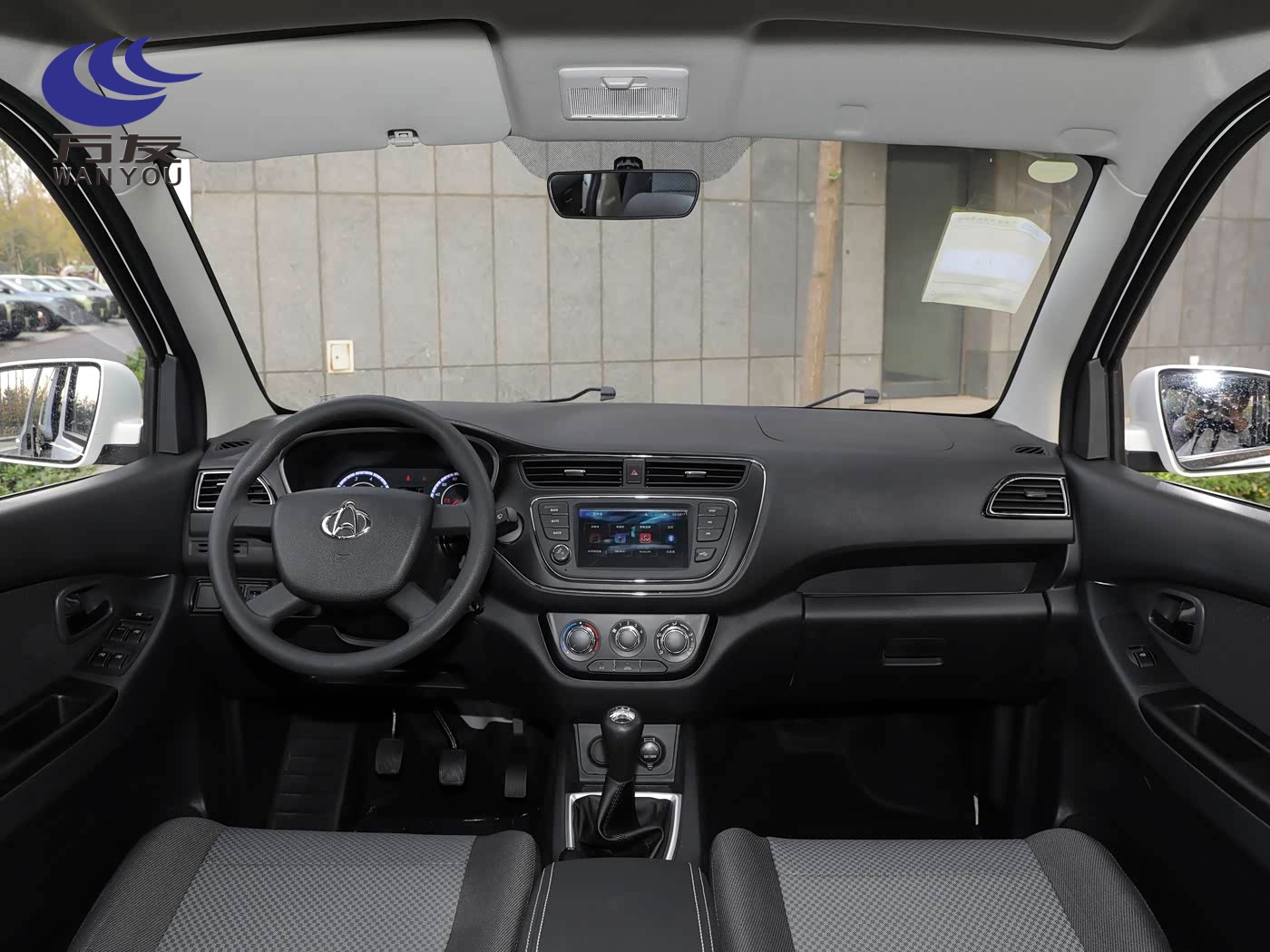 1400x1050_autohomecar__Chtlx2U5hN2AMW_4AC5vNLb872U208.jpg