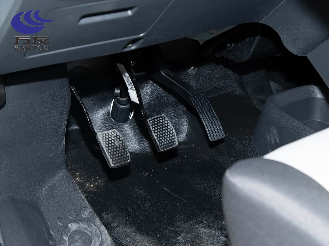1400x1050_autohomecar__ChxoHWerPYqABBsQAC_q0Pwx4RY974.jpg