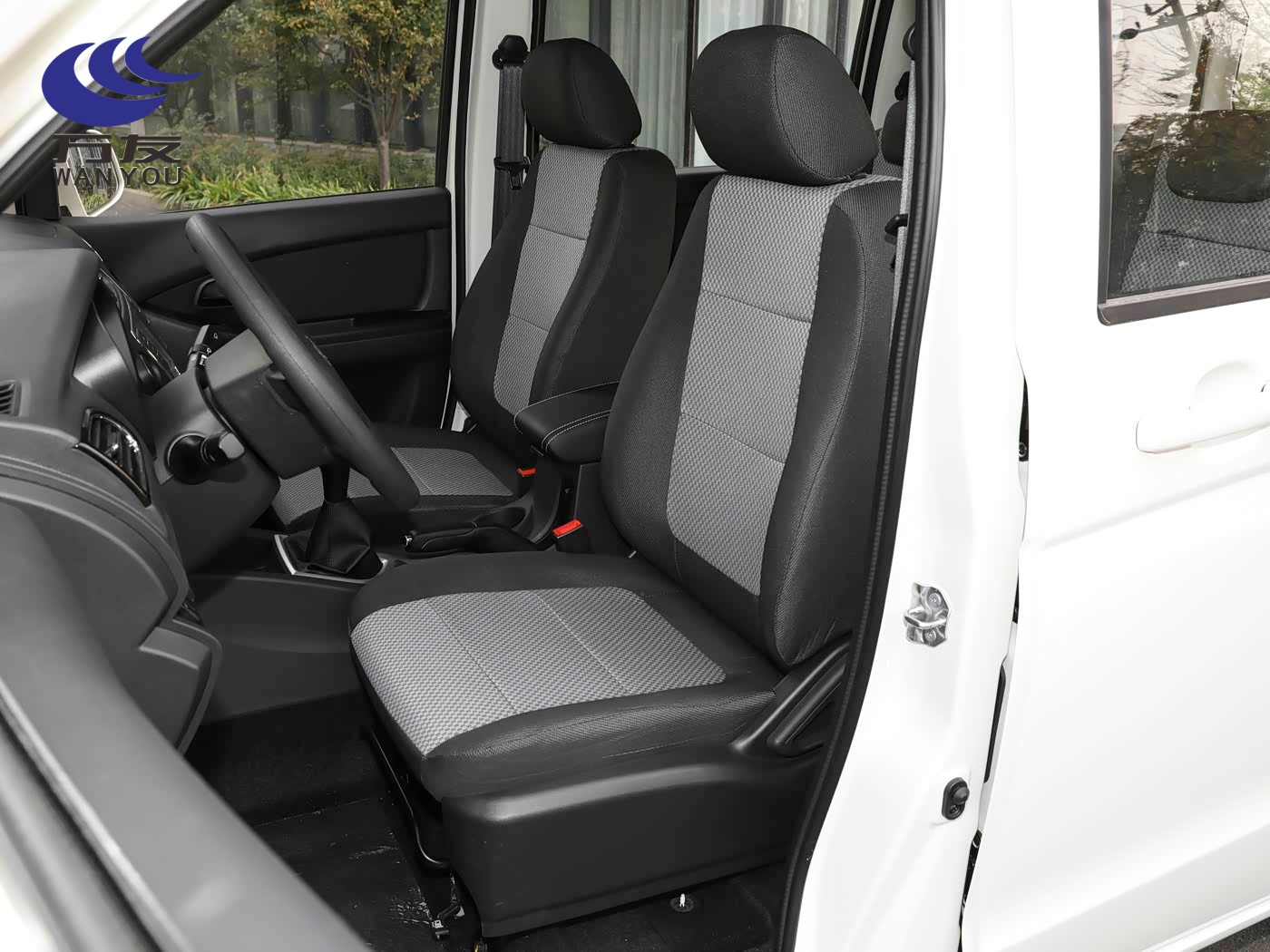 1400x1050_autohomecar__ChtlxmU5hXyABPnwACgIOzKUvUE285.jpg