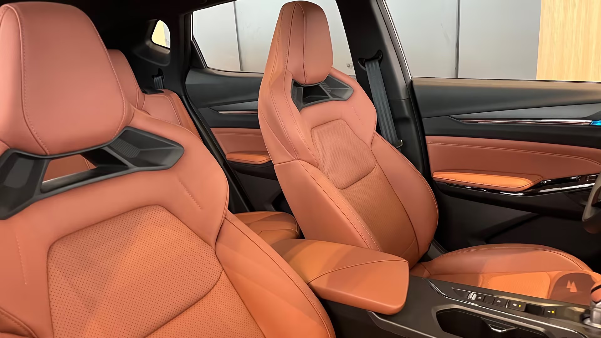 Changan SUV Fiyatında Geniş İç Tasarım ve Pratik Depolama Çözümleri