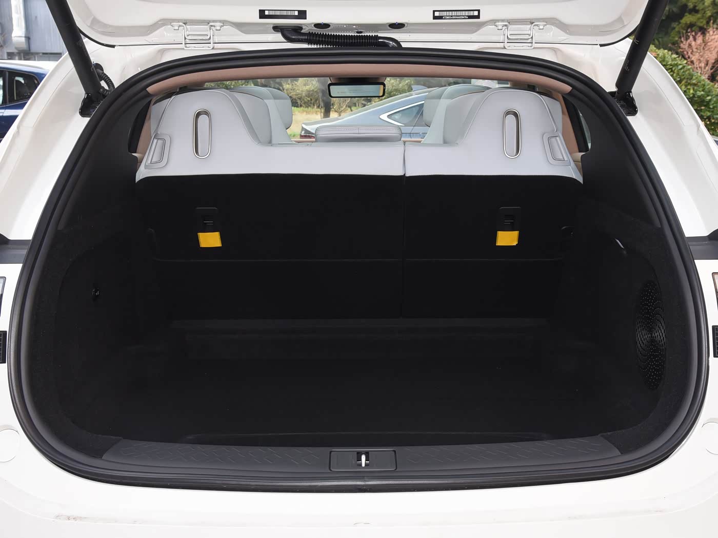 1400x1050_autohomecar__Chto52l8v3aANWAUADL9x8GysT4988.jpg