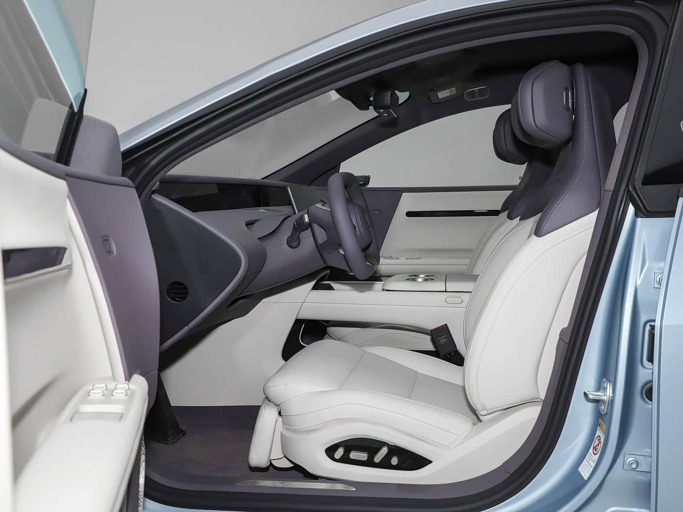1400x1050_autohomecar__ChxpV2nU0ECAIKvkABNsPLyRtPA27.jpeg
