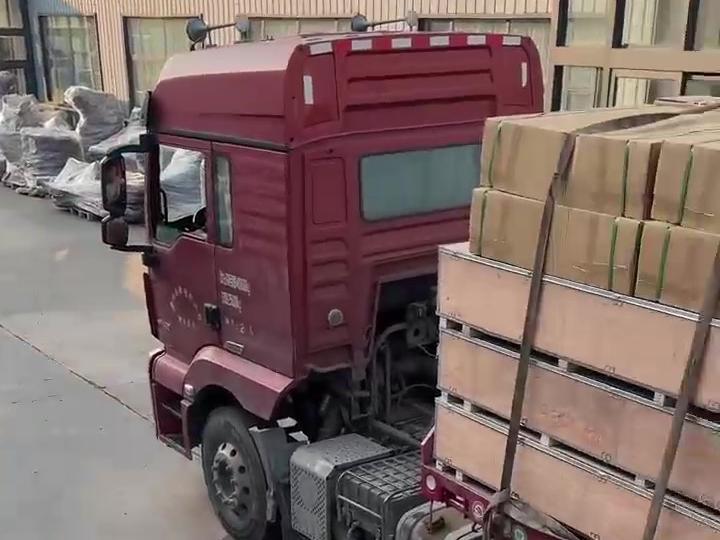 Factory Direct: New Batch of Commercial Fitness Equipment Ready for Global Shipment