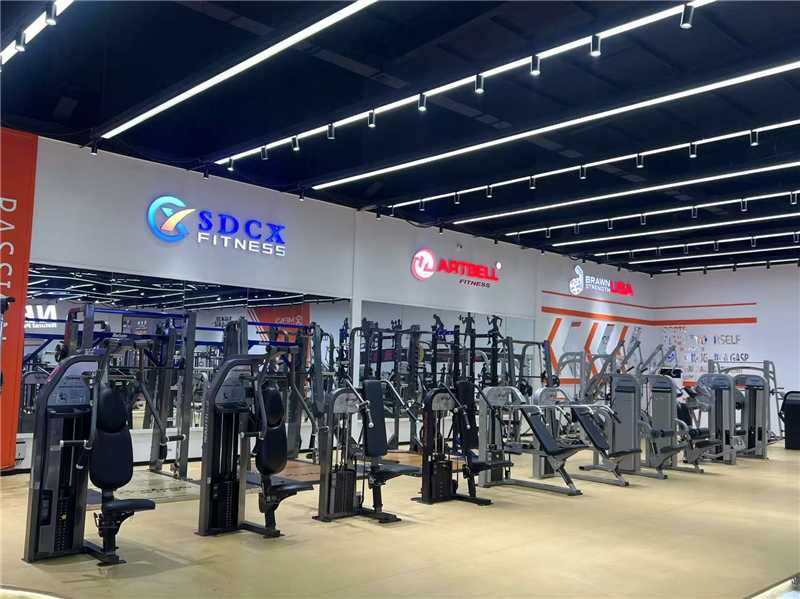 Launches New Commercial Strength Training Machines (3).jpg