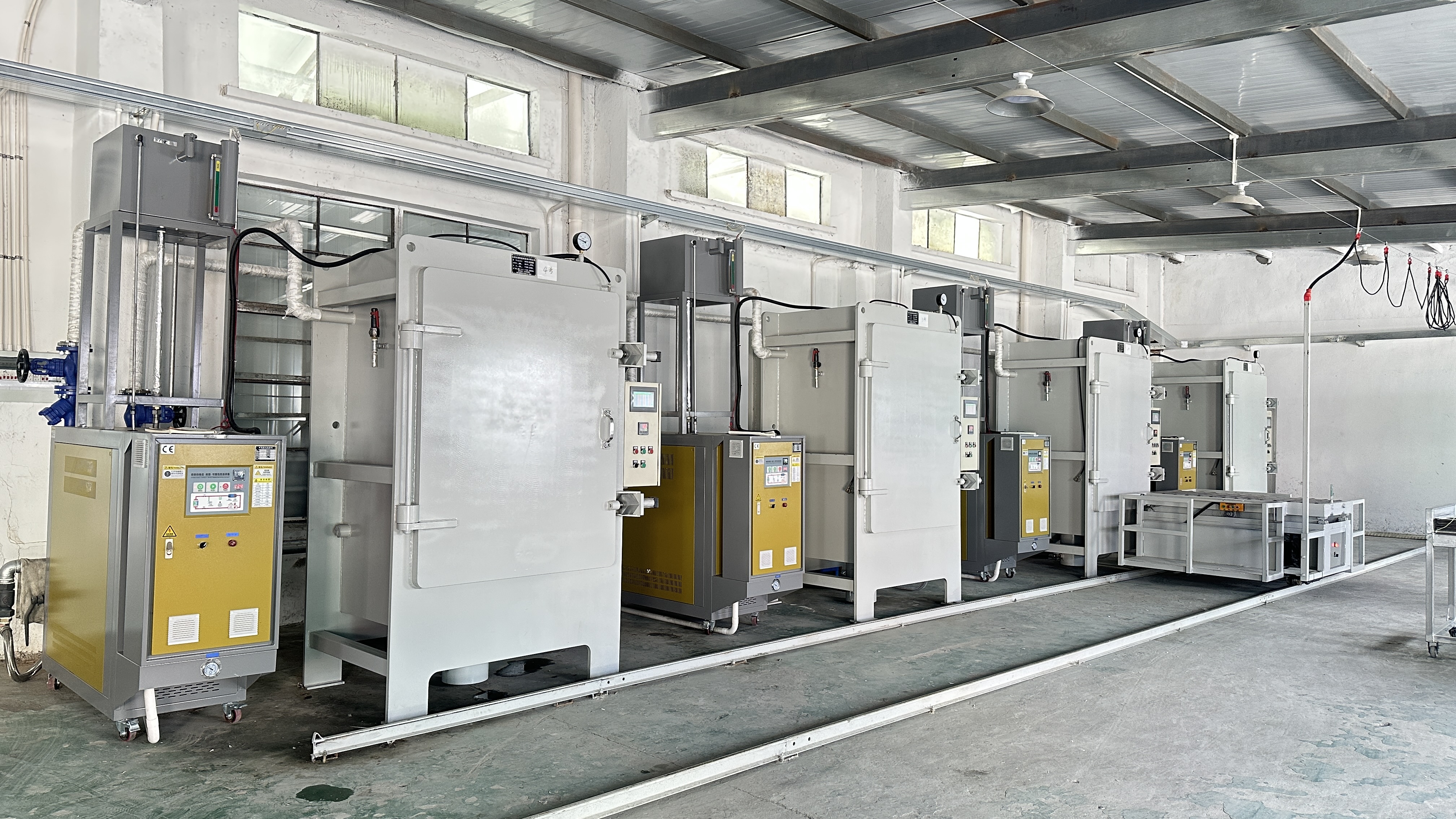 Thickness and Flatness Control of Carbon Fiber Sheets: An In-Depth Analysis of Prepreg Selection and Process Parameters