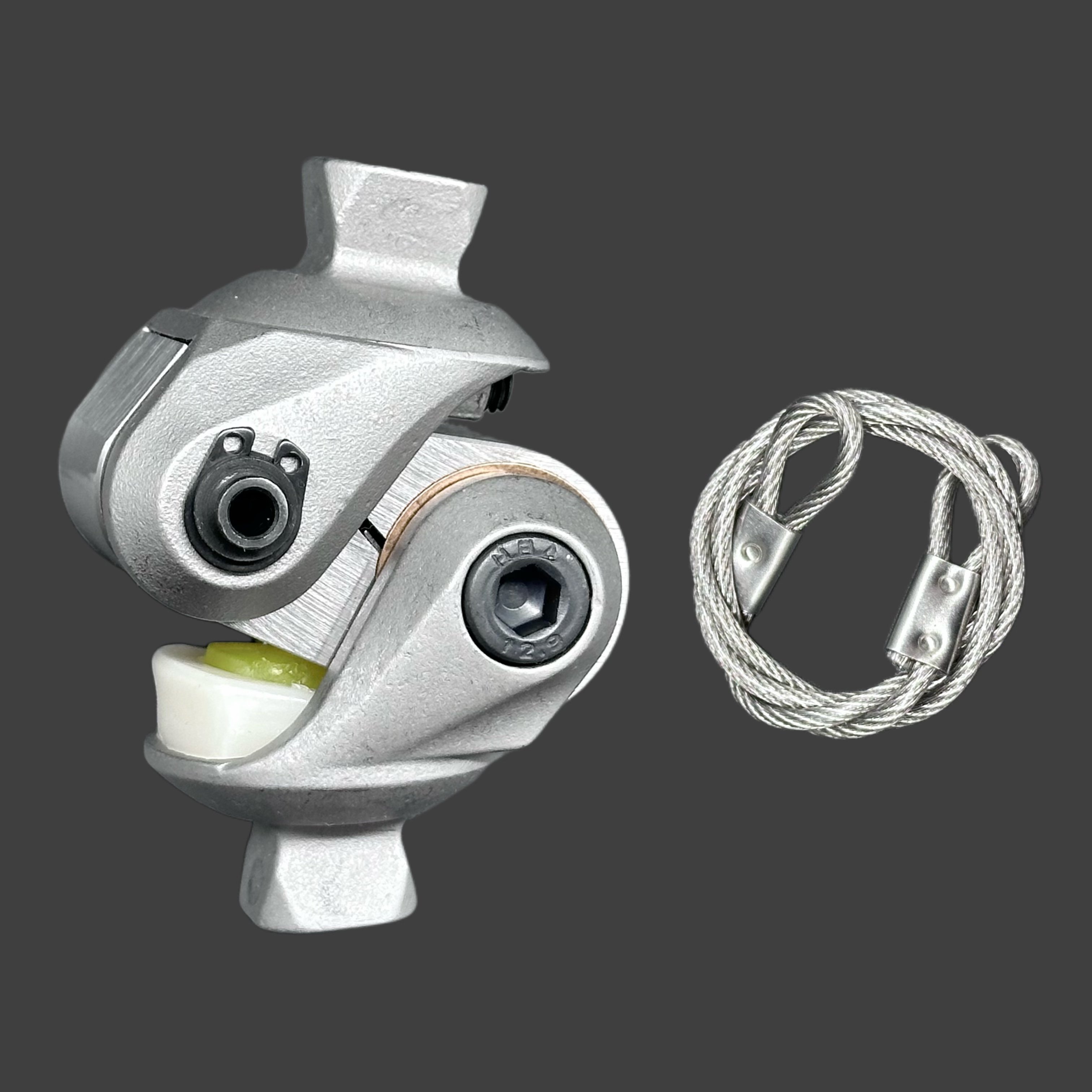 How Do You Choose Between a Polycentric and Single-Axis Prosthetic Knee Joint for High Activity?