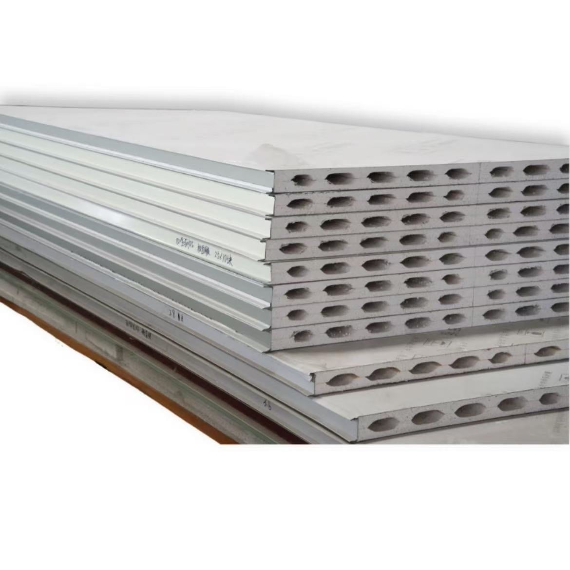 How Do Honeycomb Panels Improve Strength-to-Weight Ratio in Buildings?