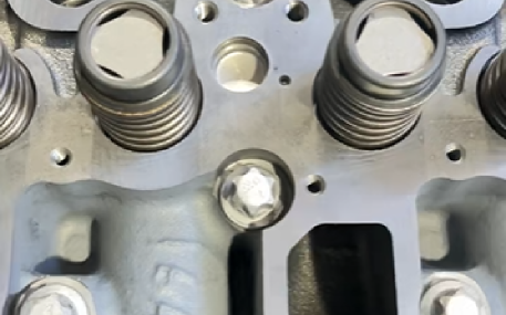 Bloco de cilindros do motor Volvo em exibição