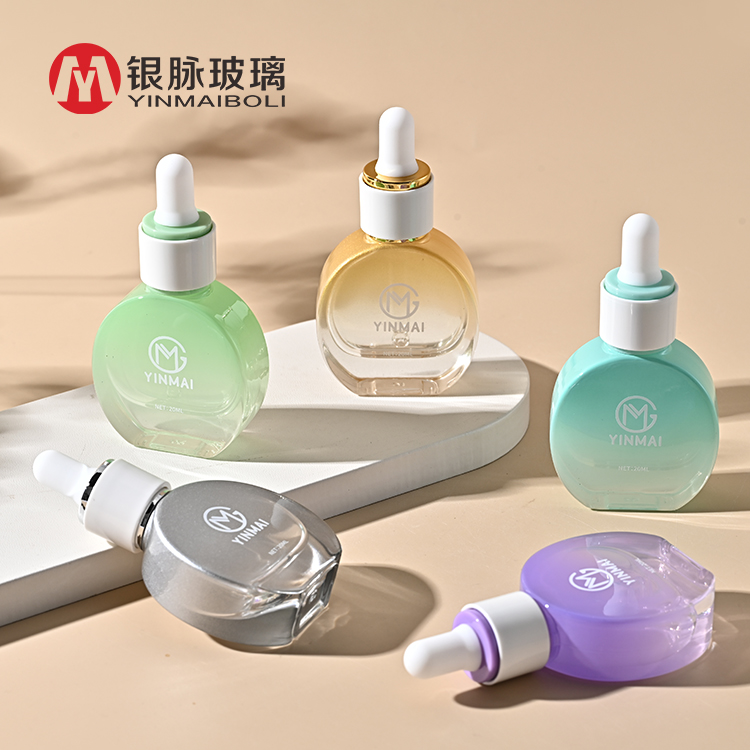 30 ml platt rund serum dropper flaska elegant glas design med svart dropper lock idealisk för serum eteriska oljor och hudvårdsprodukter