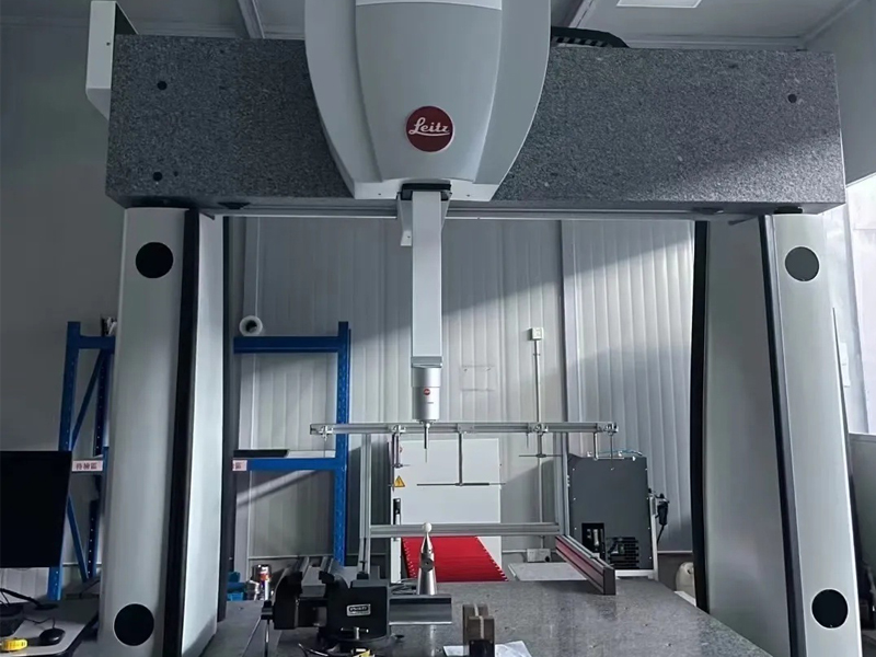 Machining engineer's CMM inspection is based on the inventory samples