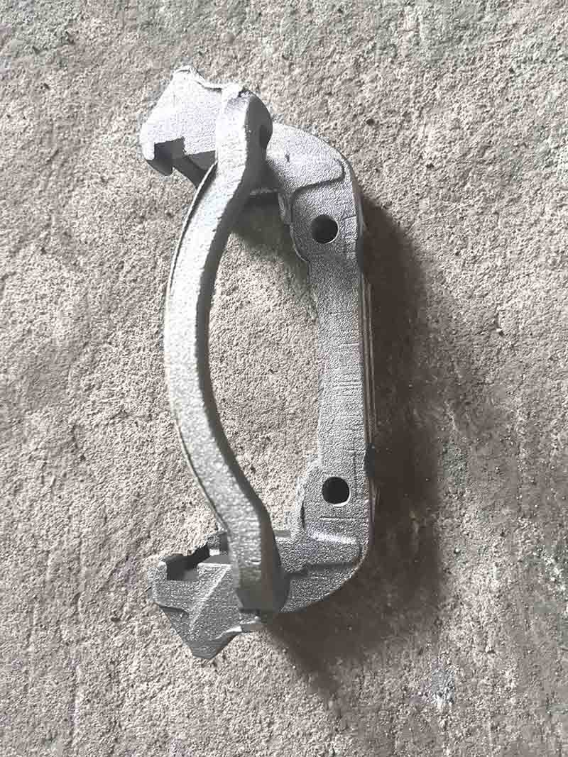 Customs-exhaust-manifold-2.jpg
