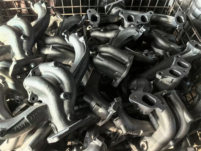 Exhaust manifold-1.jpg