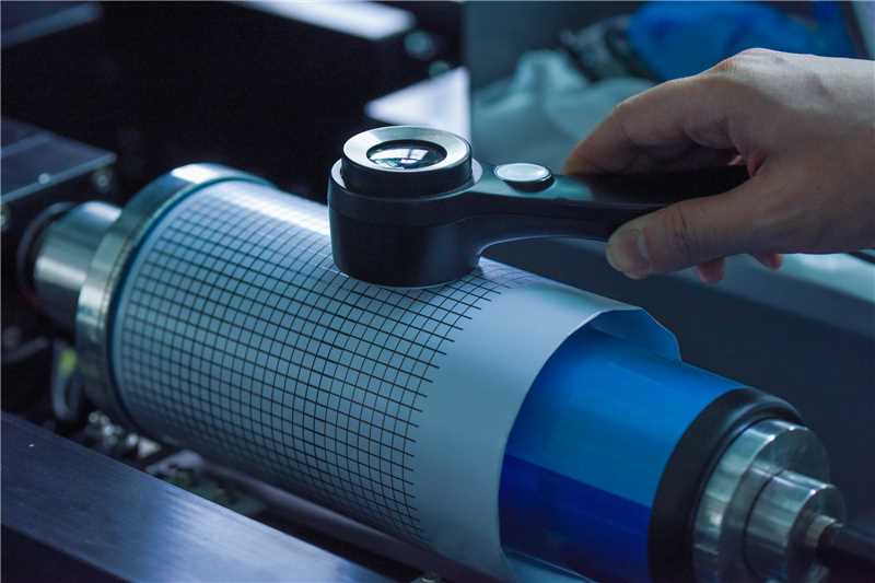 Mga Printer na Cylindrical UV Inkjet: Pagsisikap sa Bagong Paradigma ng Personalisadong Pag-custom at Pang-industriyal na Produksyon