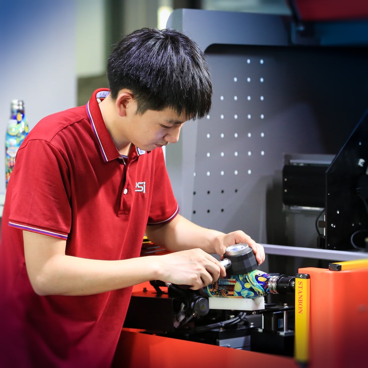 Sustainable UV Printing with Zero VOC Emissions