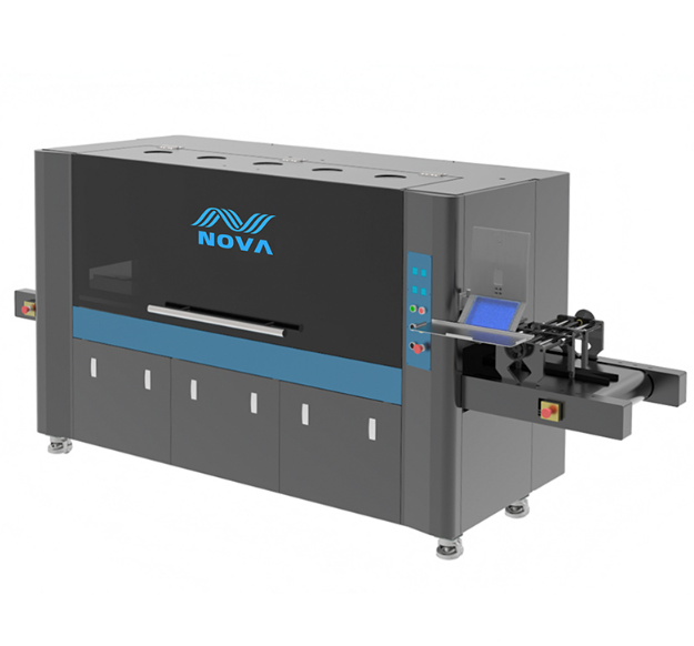 Paano kumparahin ang UV inkjet printing sa kahoy sa mga tradisyonal na paraan ng pagpi-print sa kahoy?