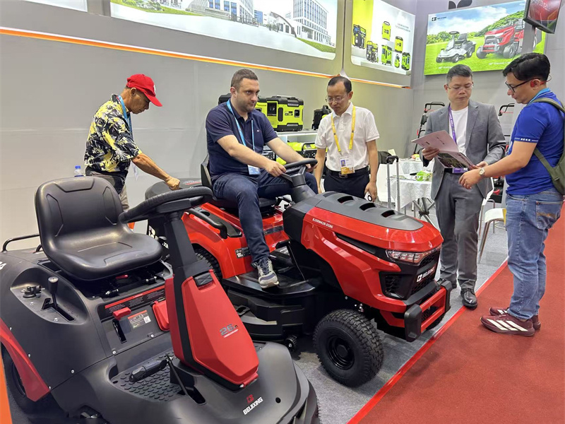 NorthStar at the 139th Canton Fair: Tractor Mowers Gain Strong Global Interest