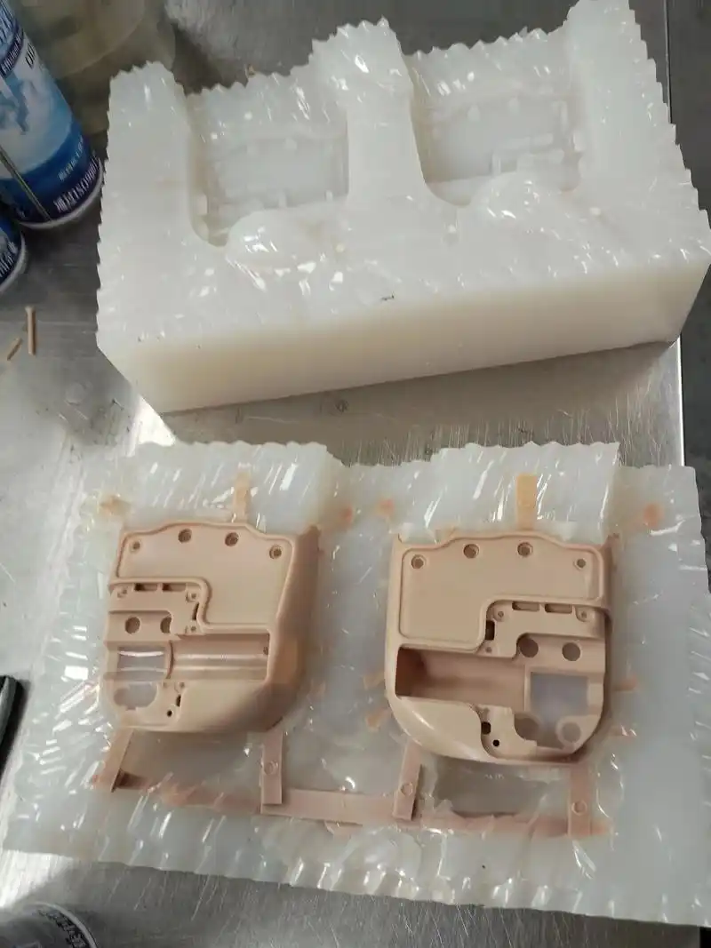 What Materials Affect the Service Life of Injection Mold?
