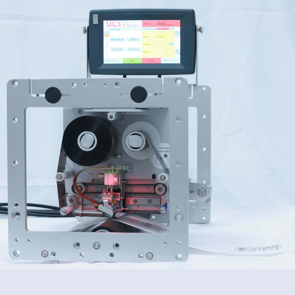 UCS U107 TTO-printer i bred format uden cylinder med 107 mm printehoved til variabel QR-kode, parti- og udløbsdato-kodning
