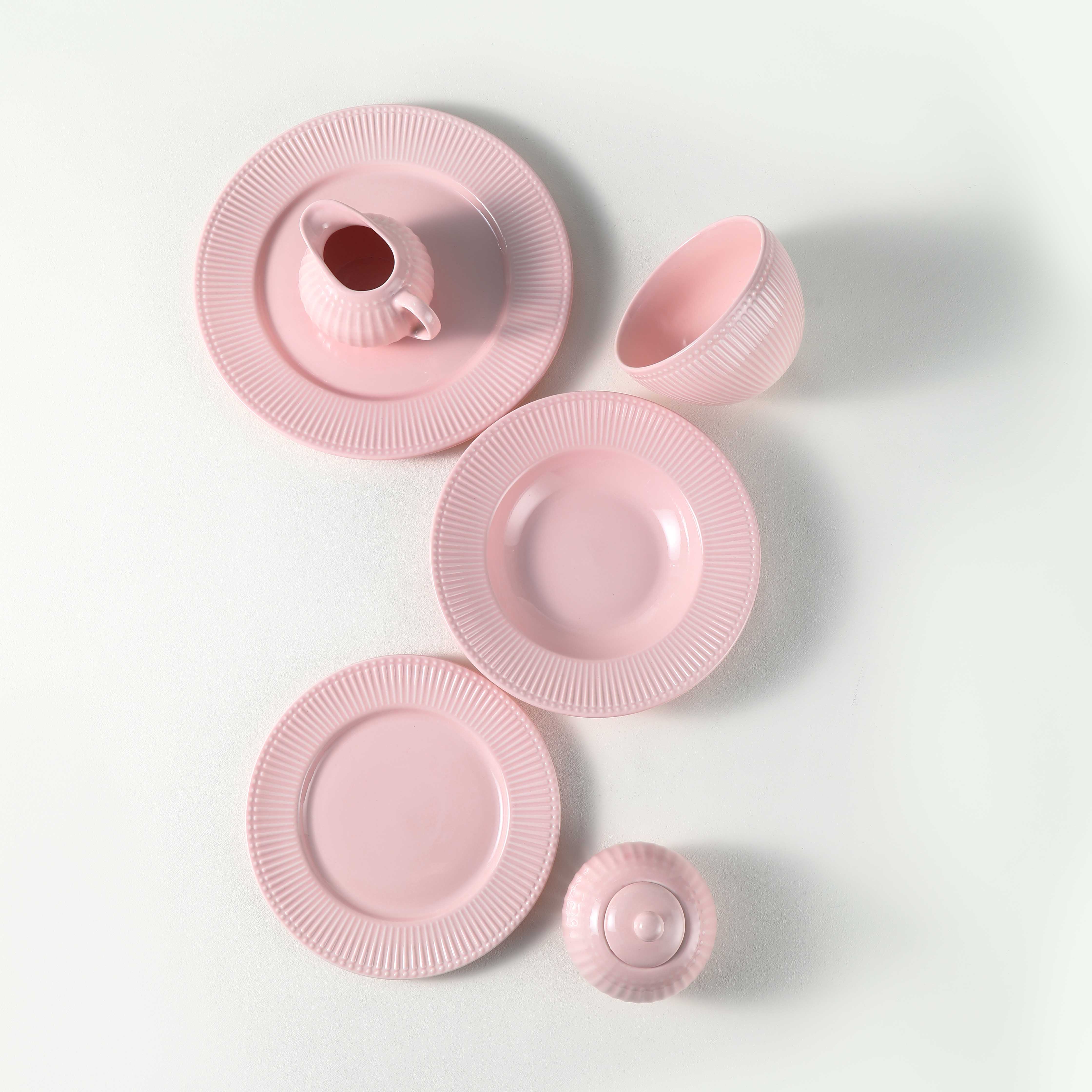 6-piece relief porcelain tableware set
