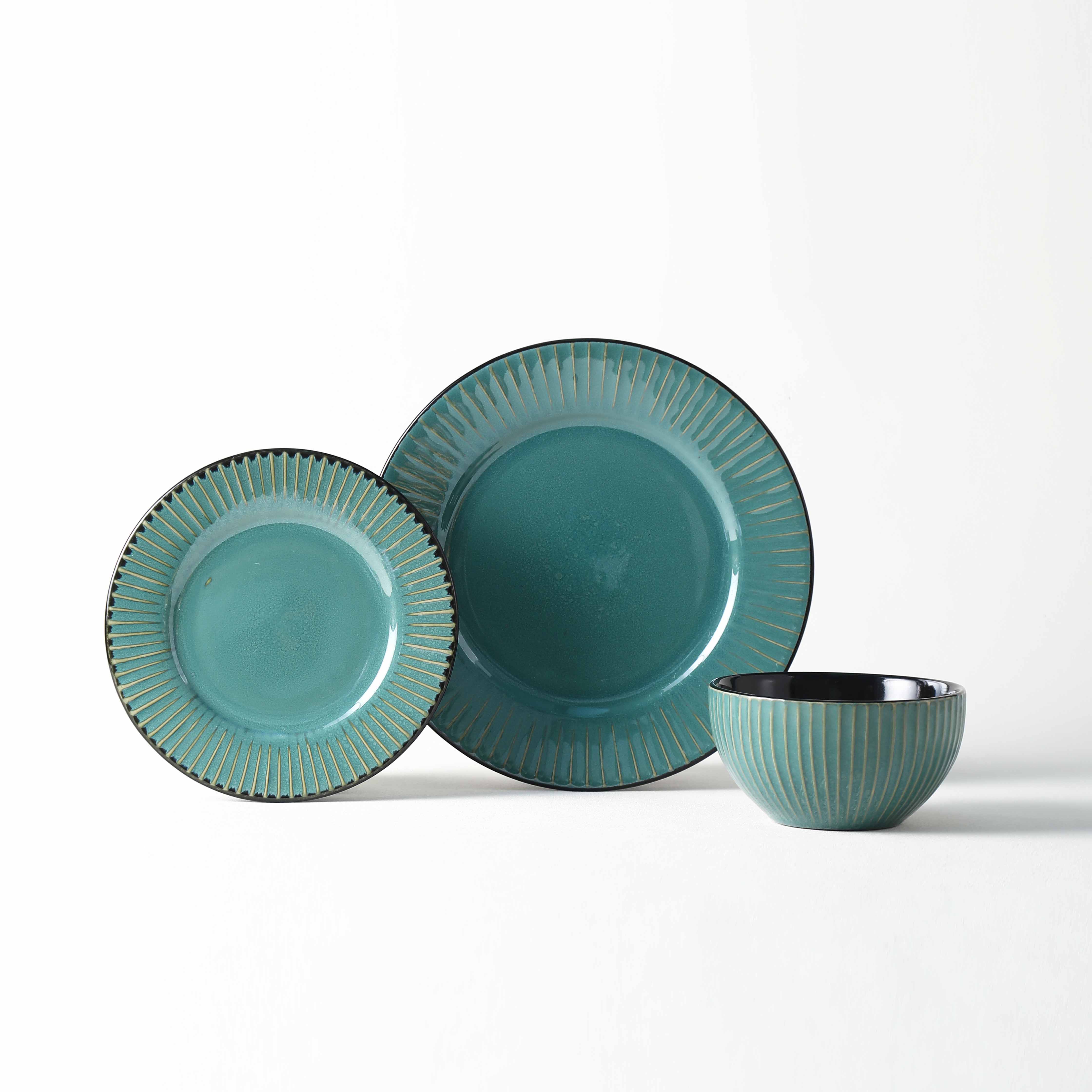 3 piece Patina glaze ceramic plates and bowls sets