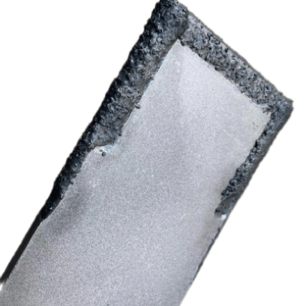 The wear-resistant layer does not fall off
