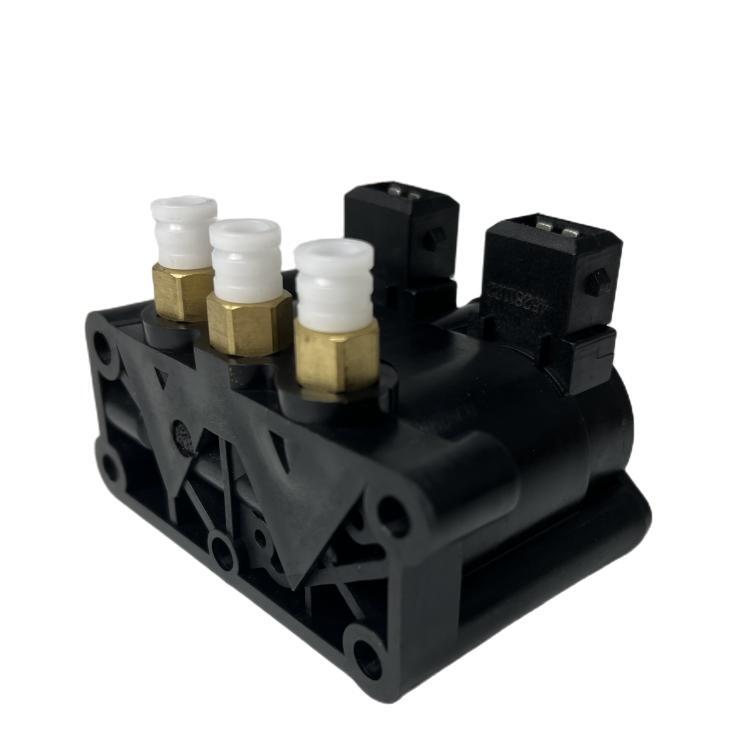 Air Suspension Valve Block 37226787616 37221092349 372267876161 For BMW X5 E53 Control Unit