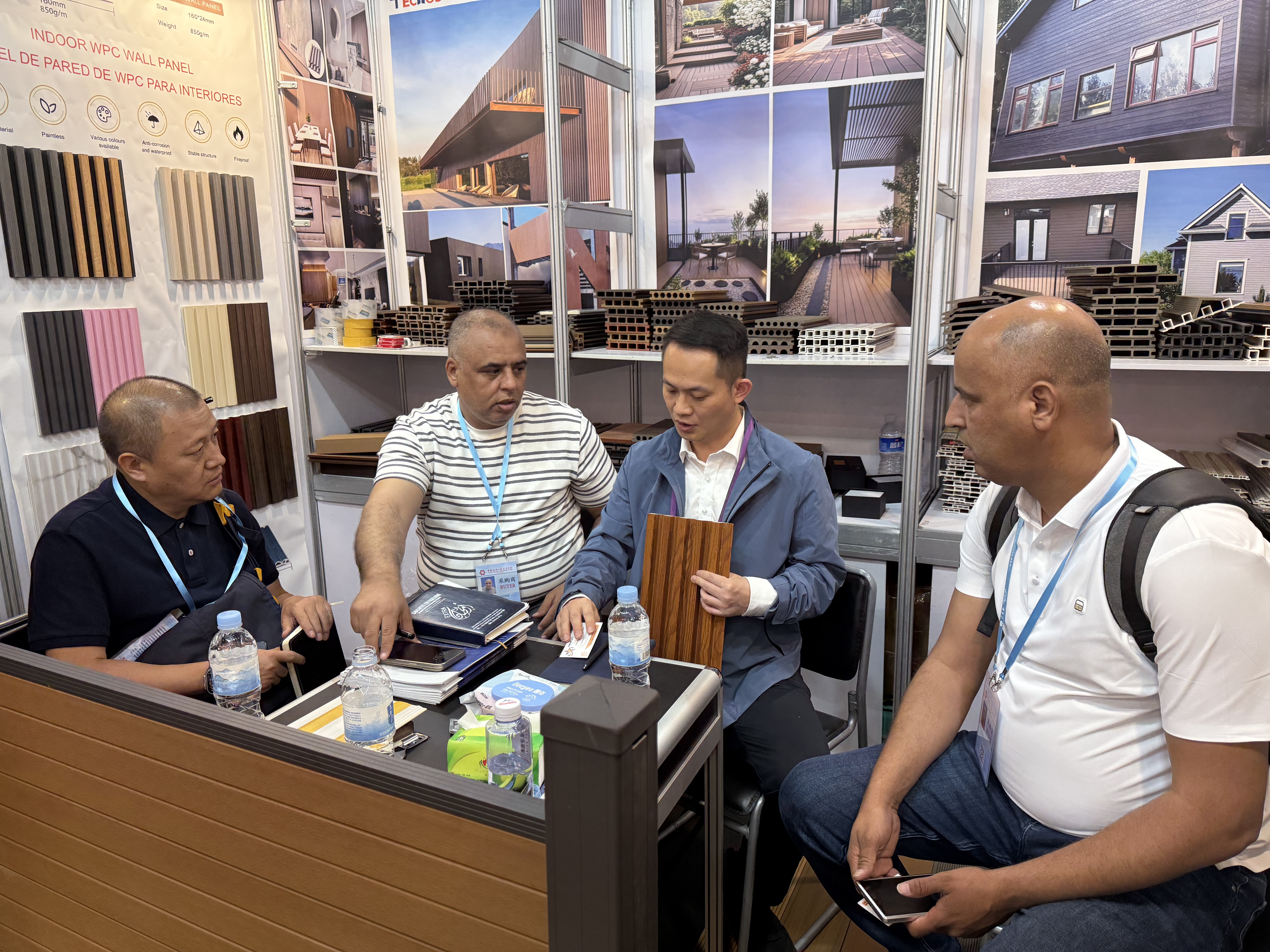 the 137th canton fair is proceeding smoothly-0
