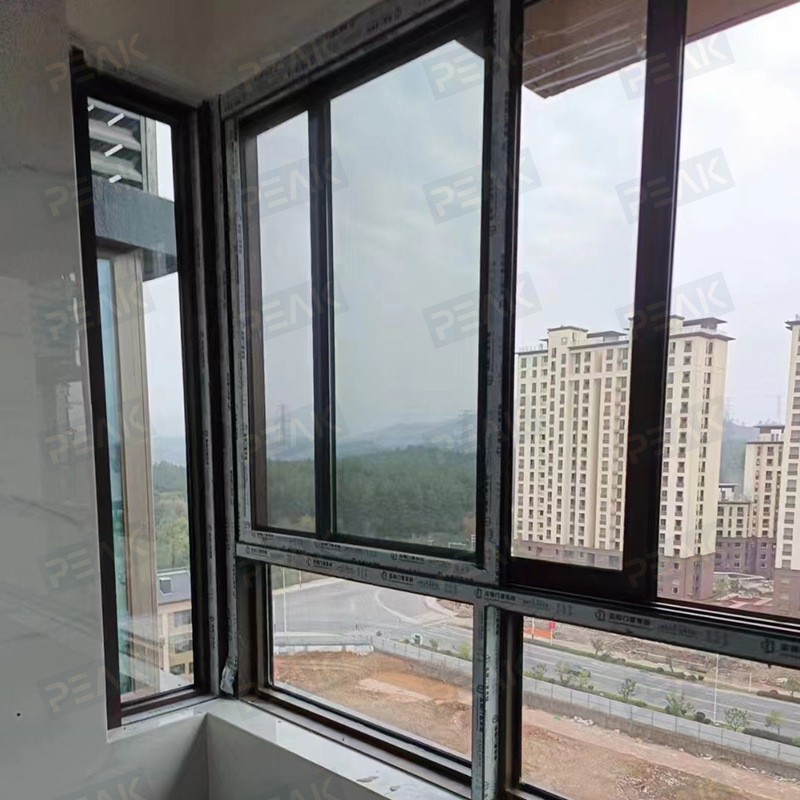 Rumah Moden: Mengapa Memilih Pintu dan Tetingkap Aluminium Lipat