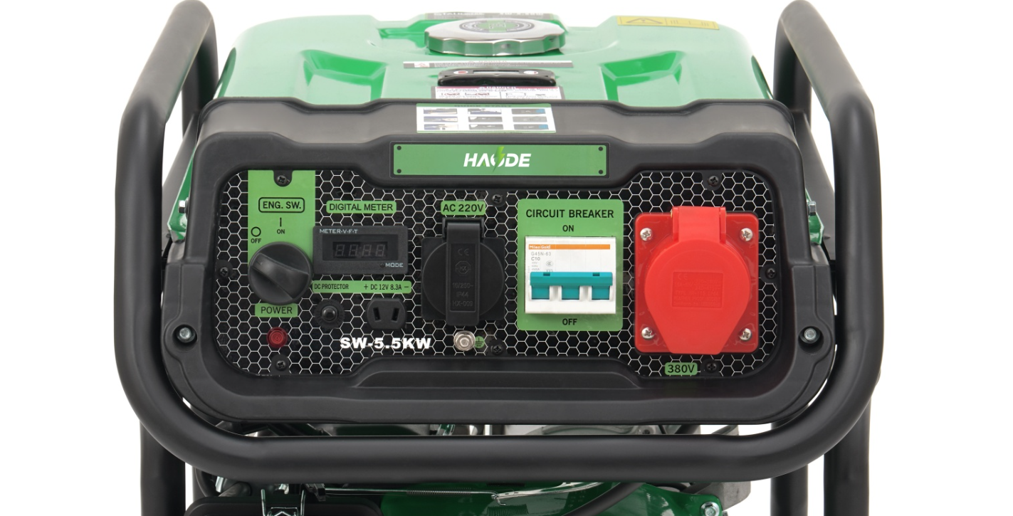 3kw portable gasoline generator with 15l fuel tank 12h runtime-1