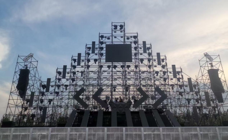 Customized layer trusses and stage for large outdoor music festival in Tanzani