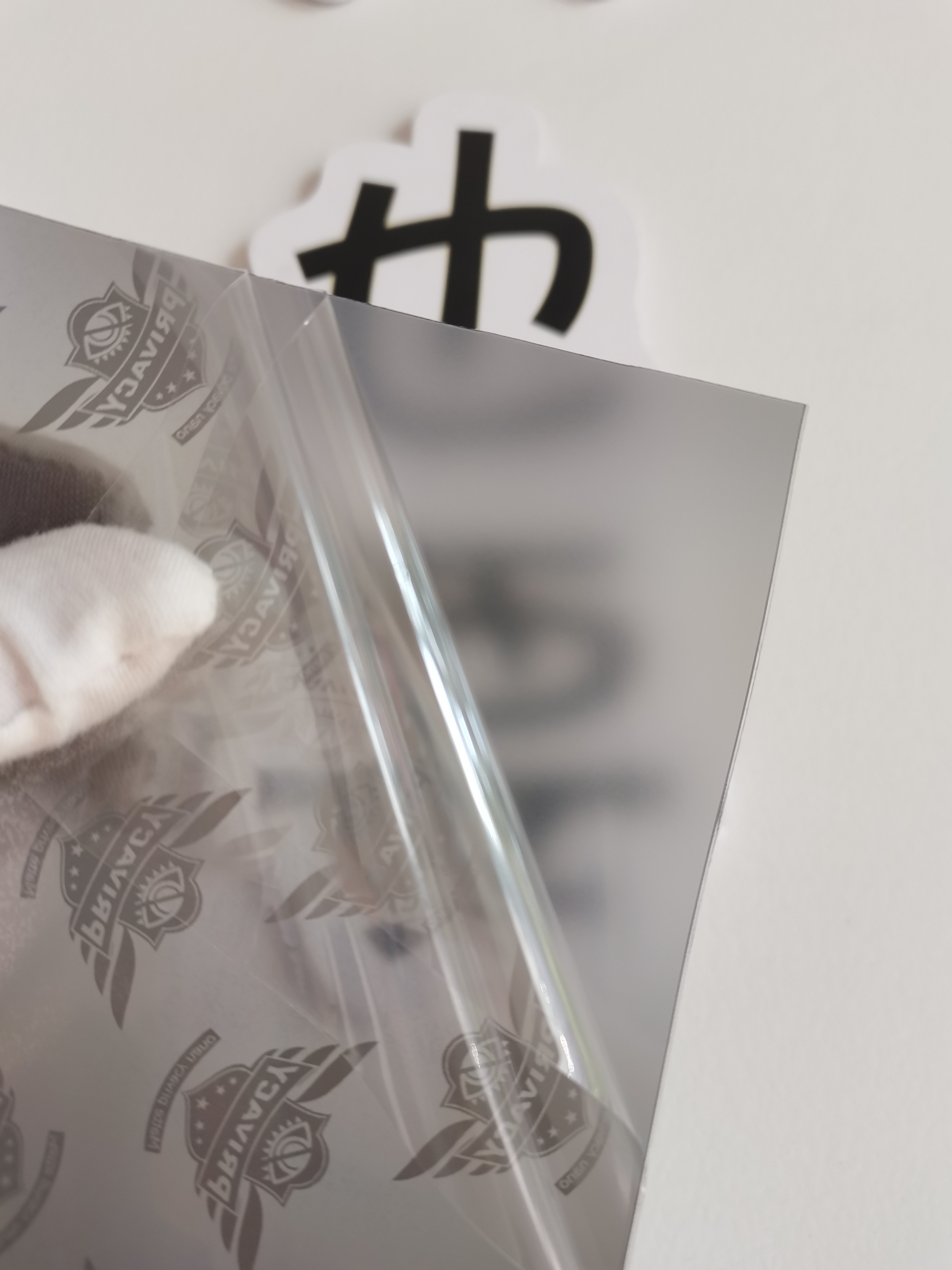 How Does TPU Hydrogel Membrane Improve Smartphone Screen Durability