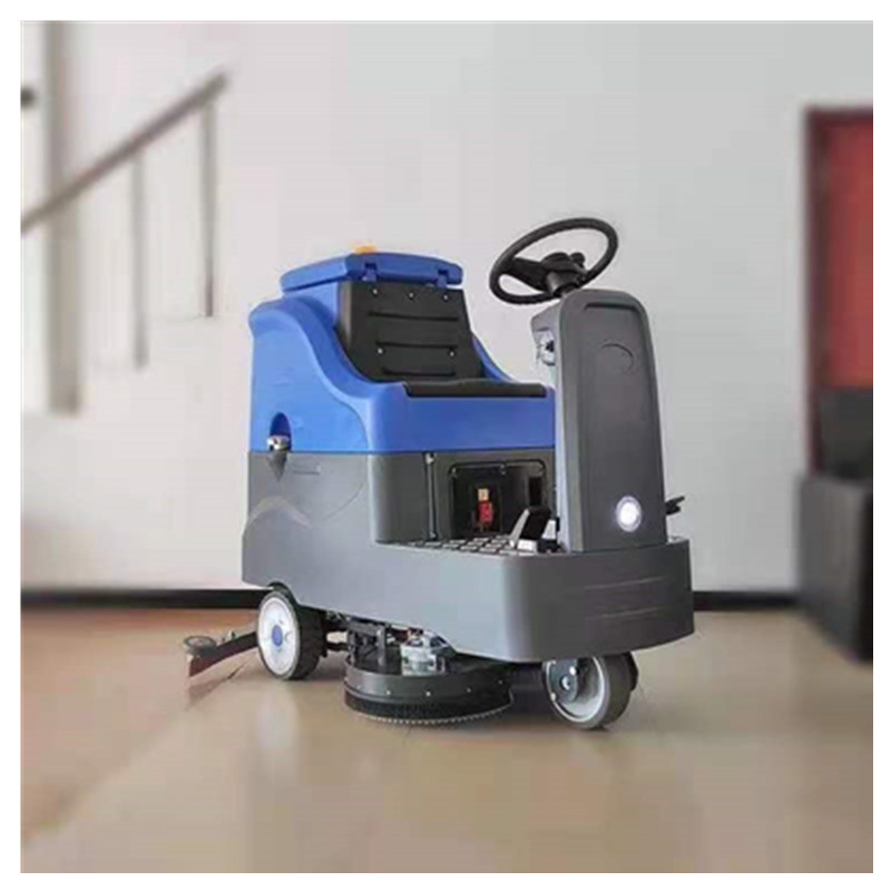 How Does an Electric Scrubber Conserve Water and Detergent?