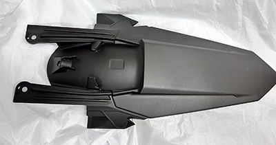  Plastic injection molding