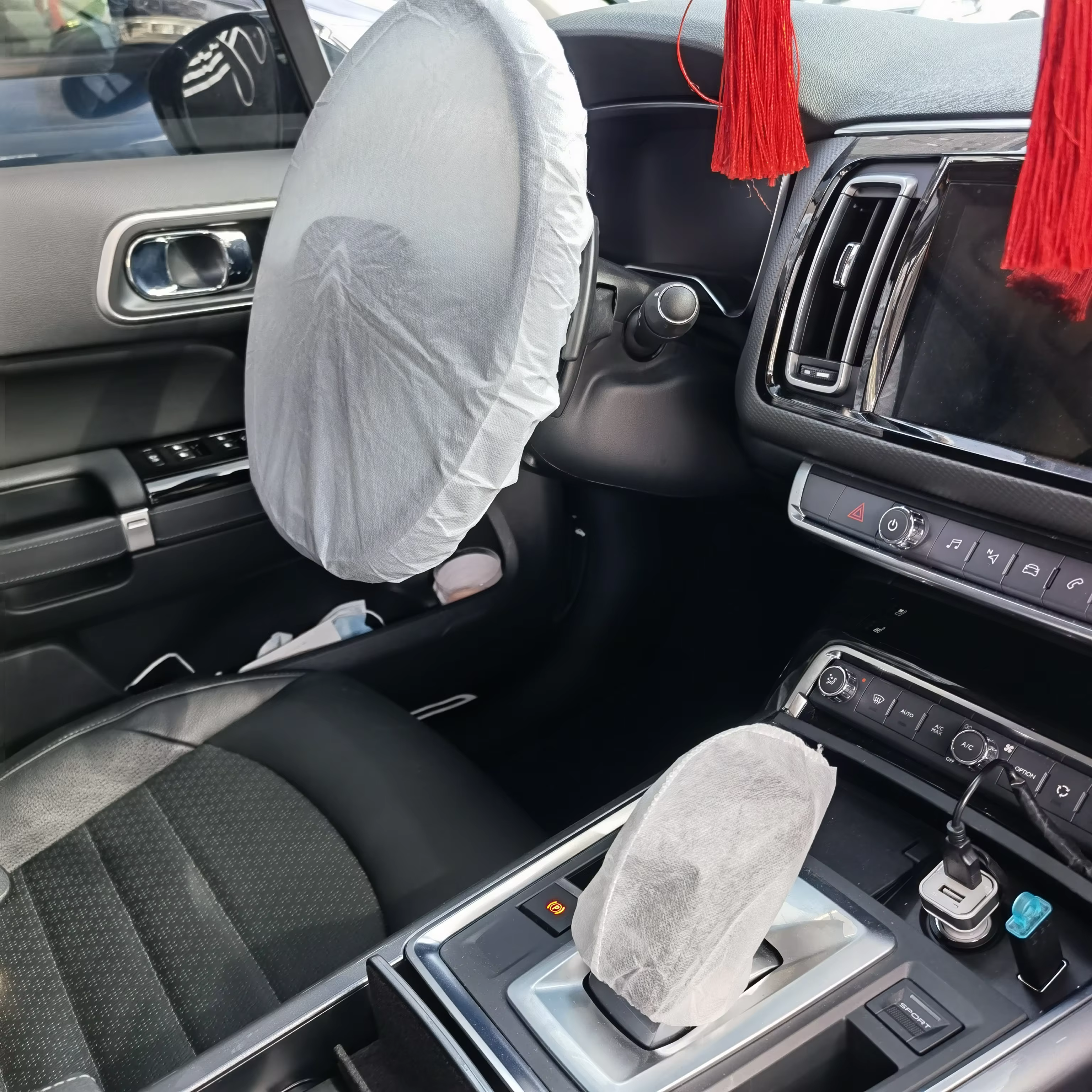 Disposable Non Woven Steering Cover Gear Knob Cover Seat Cover manufacture
