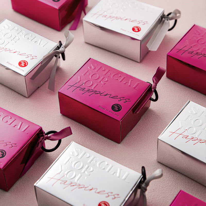 Wholesale Gift Candy Eco-Friendly Paper Packaging Gift Customize Color for Wedding Birthday Luxury Paper Box in Stock