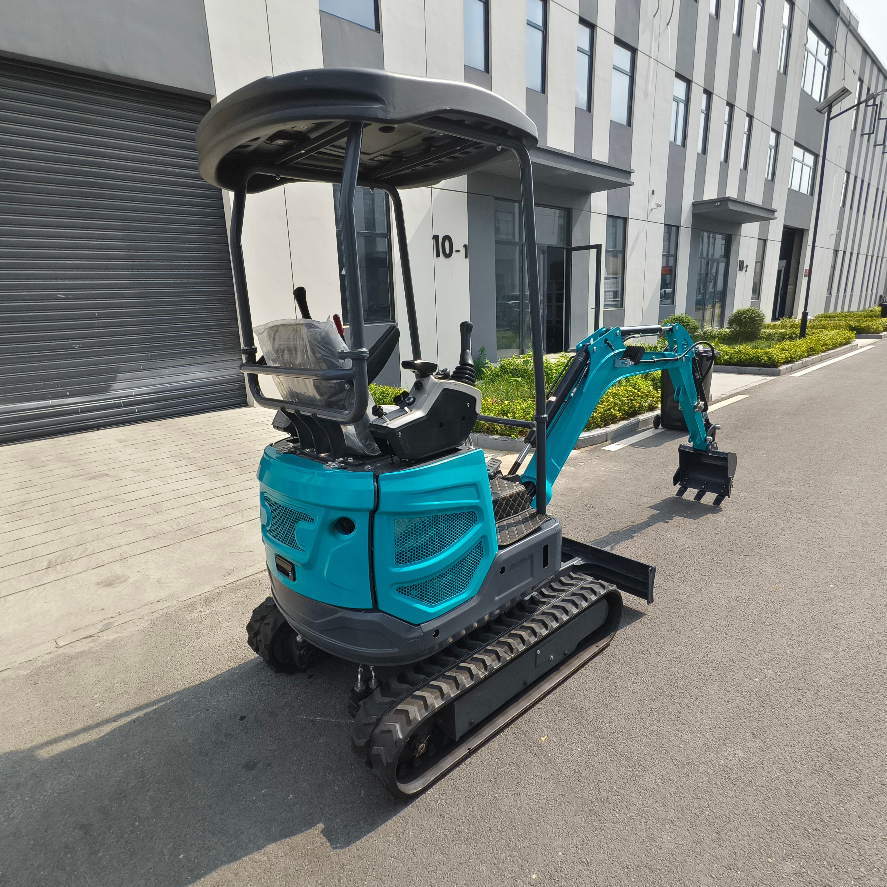 Excavator Q15