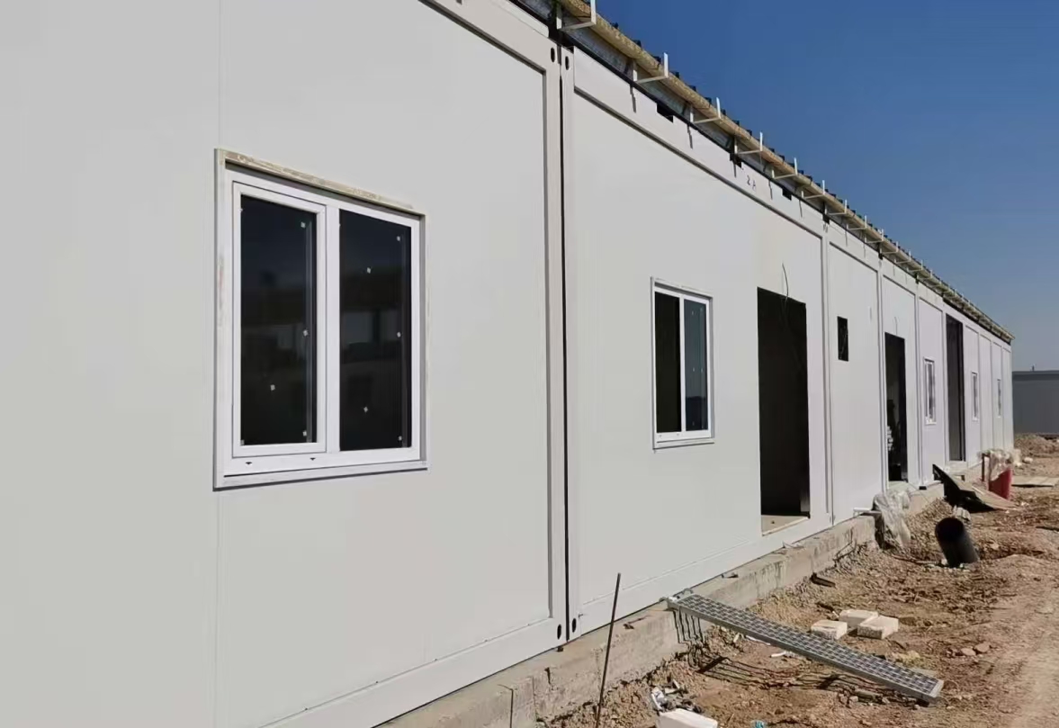 60 Sets Flat Pack Container Houses for Worker Camp in Canada | Xinouda Modular Building Project