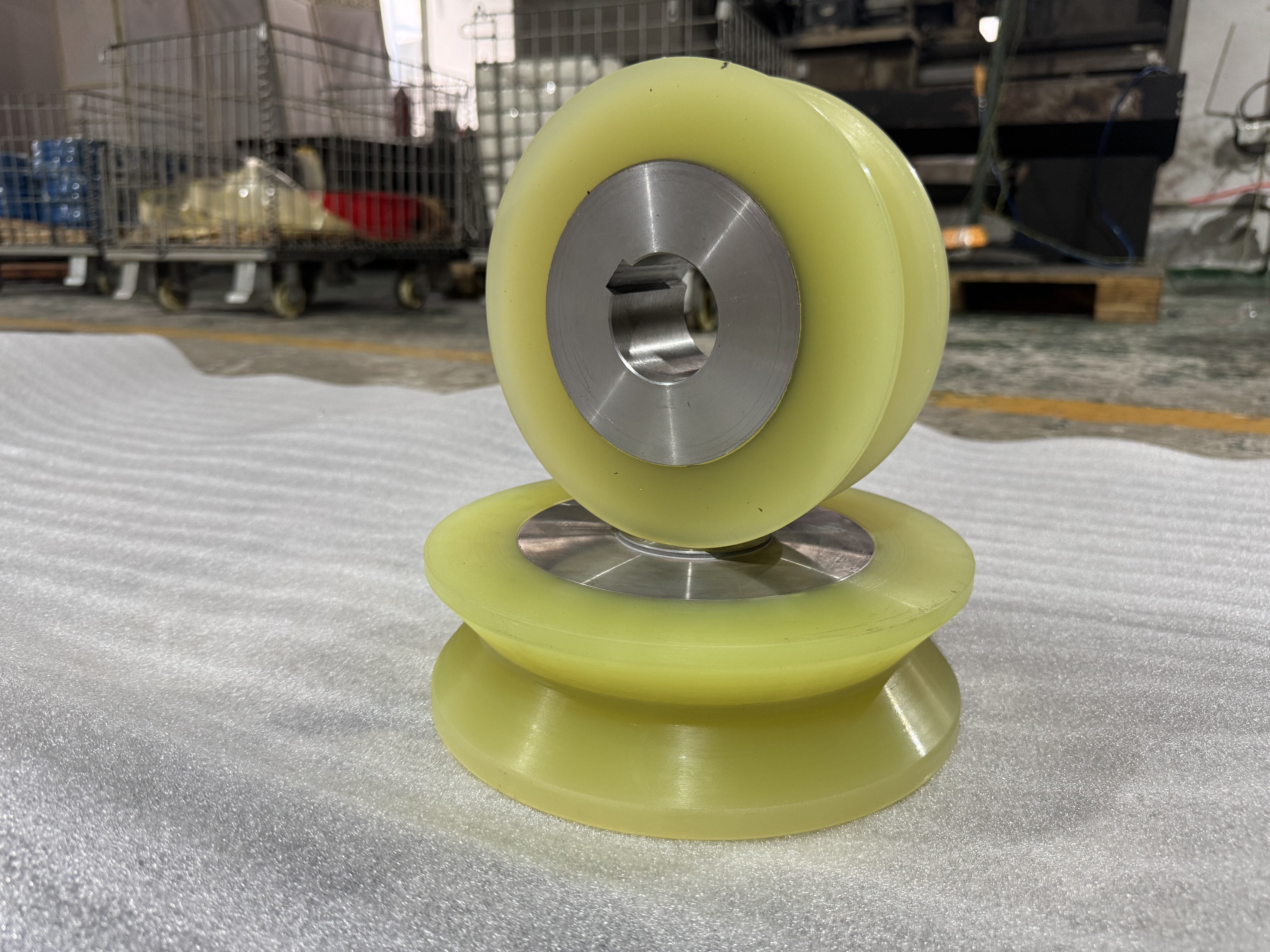 Why round belts are the ideal choice for high-speed electronics packaging.