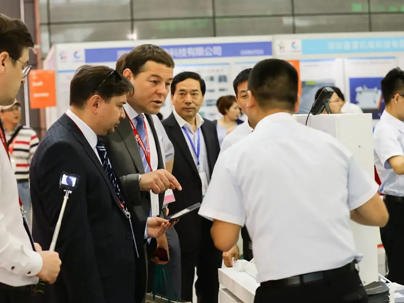 Η Ningbo Baichen Εντυπωσιάζει το Πубλικό στο REHACARE 2023