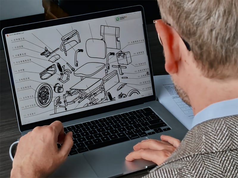 Elektrischer Rollstuhl: OEM vs. ODM mit einem Fertigungspartner